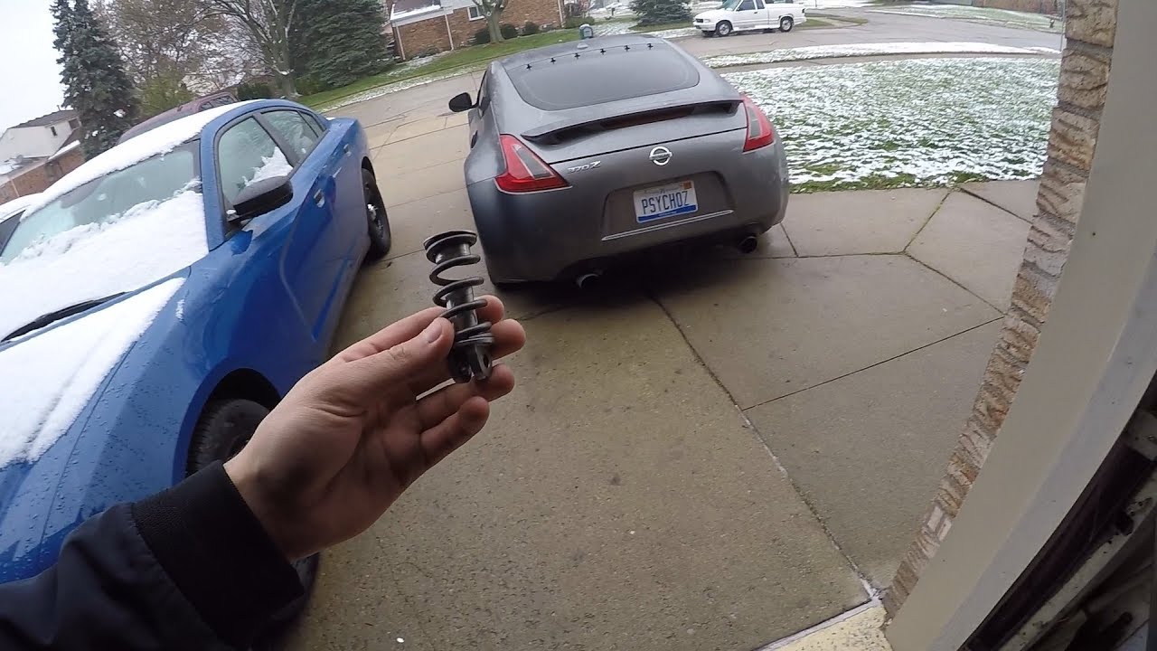 370z Rear Spring Remove how to remove a helper spring on a nissan 370Z - YouTube