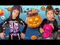 Halloween Song for kids Emily & Daniella