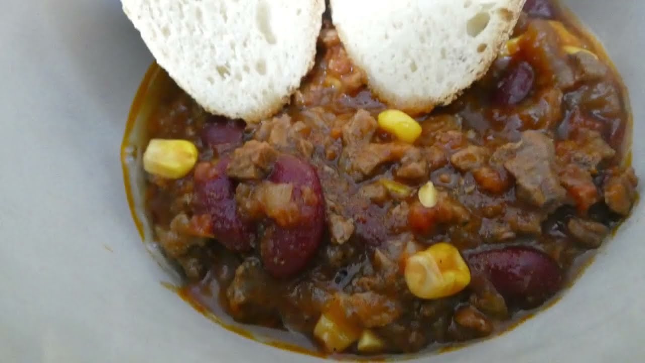 Chilli con carne (Deluxe) im Römertopf