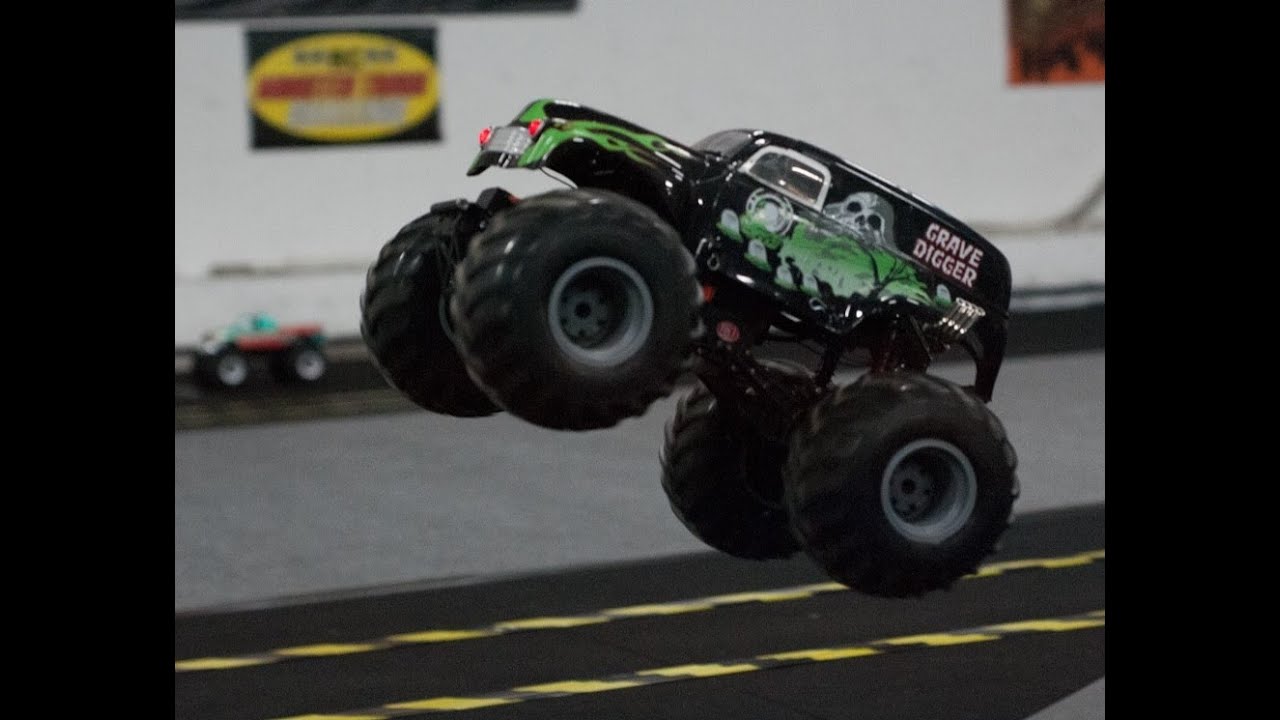 RCMTC 2020 Retro Renegades Battle of the Monster Trucks - Round 1