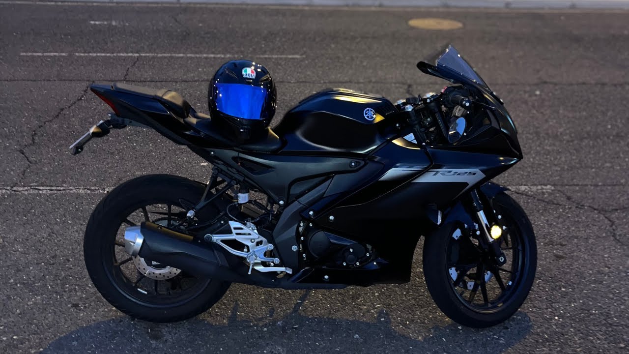 Yamaha yzf r125 | Ride to School