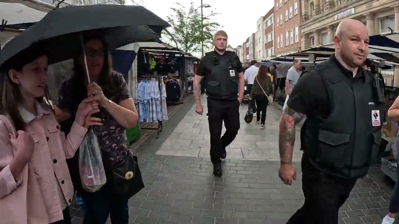 WALK TOUR OF STOCKTON OPEN MARKET STOCKTON COUNTY DURHAM UNITED KINGDOM 4K VIDEO EP 1