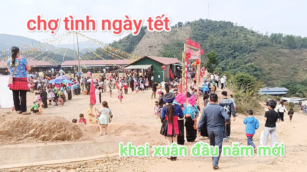 Tết mong xuống phố:  chợ tình đầu năm mới 