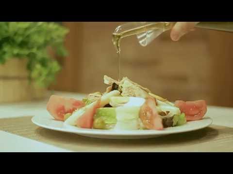 Vídeo: Ensalada Italiana De Atún: Una Receta Paso A Paso Con Una Foto