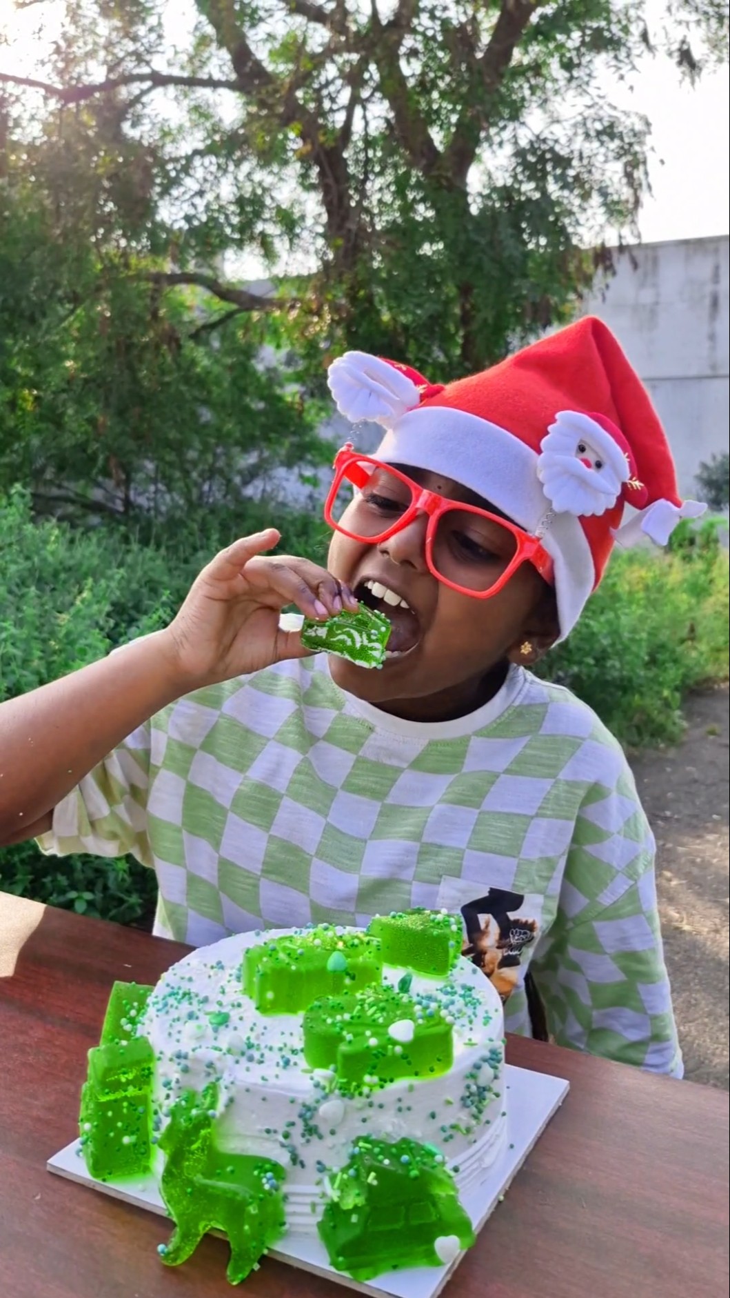 GIANT GUMMY Green Apple Jelly ? ?Tom\u0026Jerry ?DiyaIshwarya #shorts #viralvideo