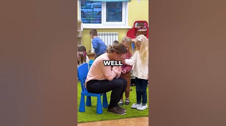 This teacher randomly started crying in front of her class 😢💔 #shorts
