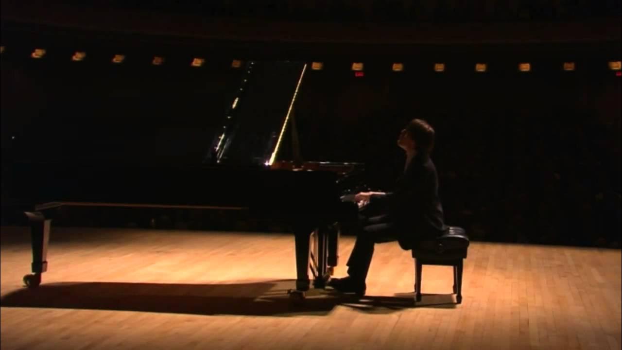 Daniil Trifonov - Beethoven - Piano Sonata No 32 in C minor, Op 111 Daniil Trifonov - Beethoven - Piano Sonata No 32 in C minor, Op 111