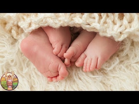 Vidéo: Ils Opèrent Un Bébé Qui A Eu Un Jumeau Parasite