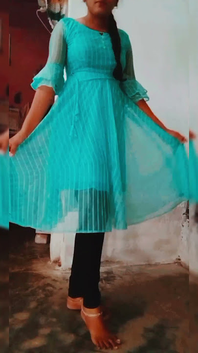 साड़ीसे बना👗skyblue colour western Umbrellacut frill sleeve dress#westerndresses#vrialshort #tailor
