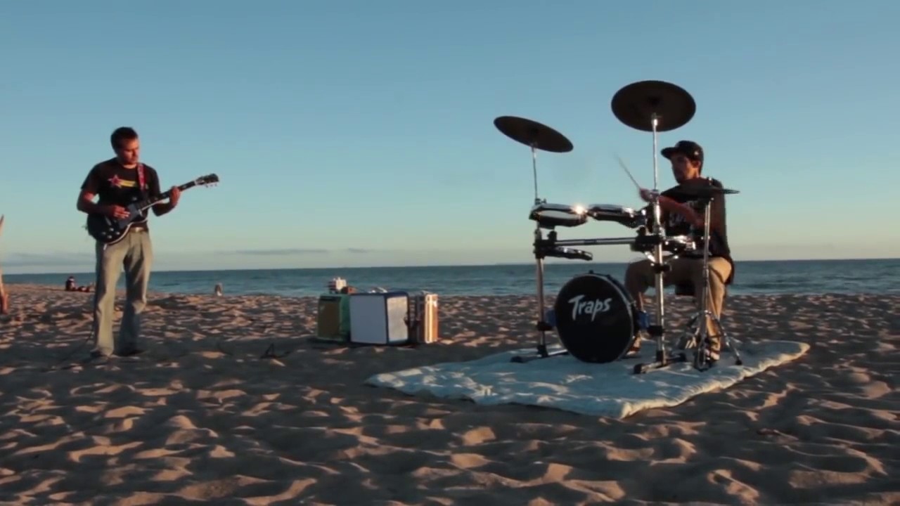 Traps drum play at Hollywood Beach, Oxnard!