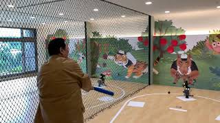 #保師傅的棒球初體驗#名人堂花園大飯店#投球機是小孩子練習 ...