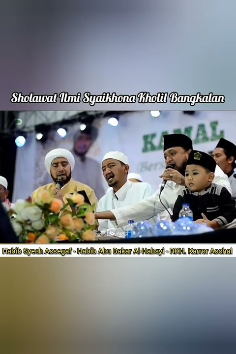 Duet Habib Syech & RKH. Karror Aschal Melantunkan Sholawat Ilmi Syaikhona Kholil Bangkalan