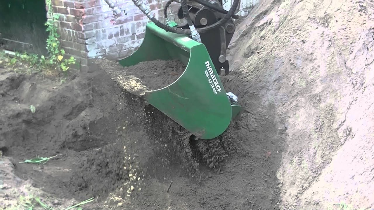 W. Ketelaars Bestratingen Moergestel grond zeven particuliere tuin