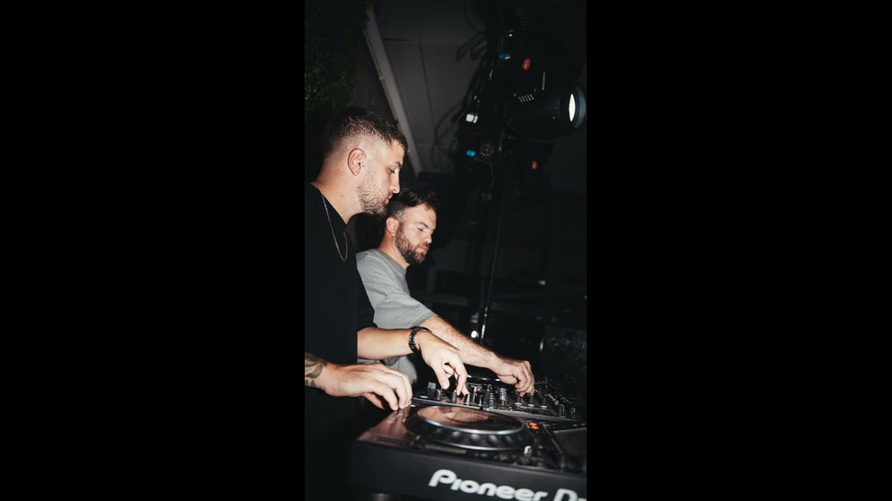 VVALENS B2B ENEMIA - WARM UP 26/04