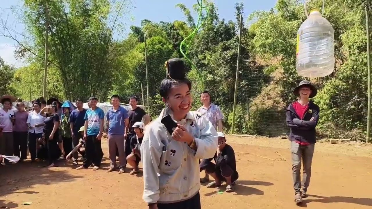 Hiệp hai. Trò chơi lánh chúng lọ pi nọng ơi