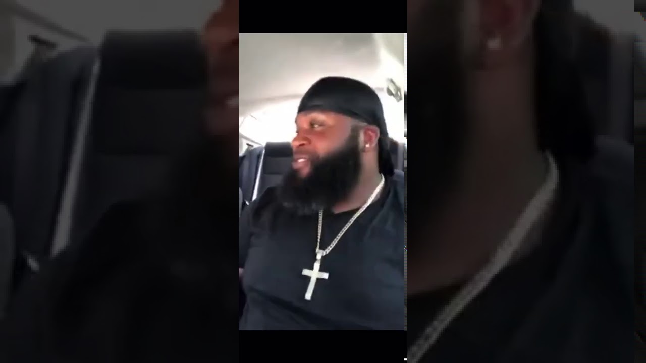 Ahdi Boom posts response to Showoff then deletes it .