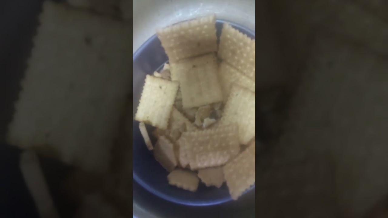   ترتة البسكوت لاجلاج وكنافة بالموتوزريلا والمهلبية