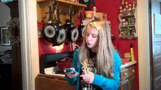 JoFro Dancing to Tap Tap Revenge screenshot 1