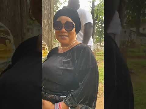 Sola SOBOWALE so