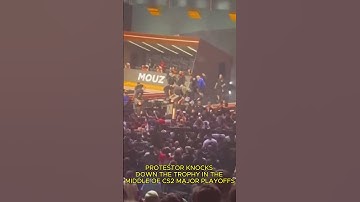 DRAMA AT CS2 MAJOR | CSGOROLL protestor knocks down the trophy  #gaming #cs #cs2 #csgo #highlights