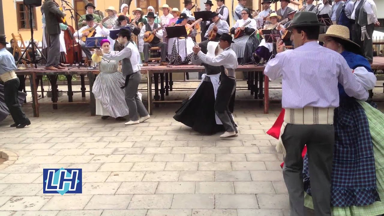 A.F. SURCO Y ARADO - BERLINA HERREÑA - POR LUIS HERNÁNDEZ