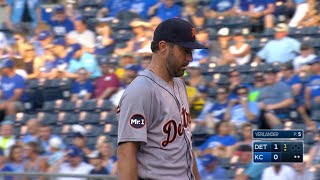 DET@KC: Verlander fans eight in seven frames
