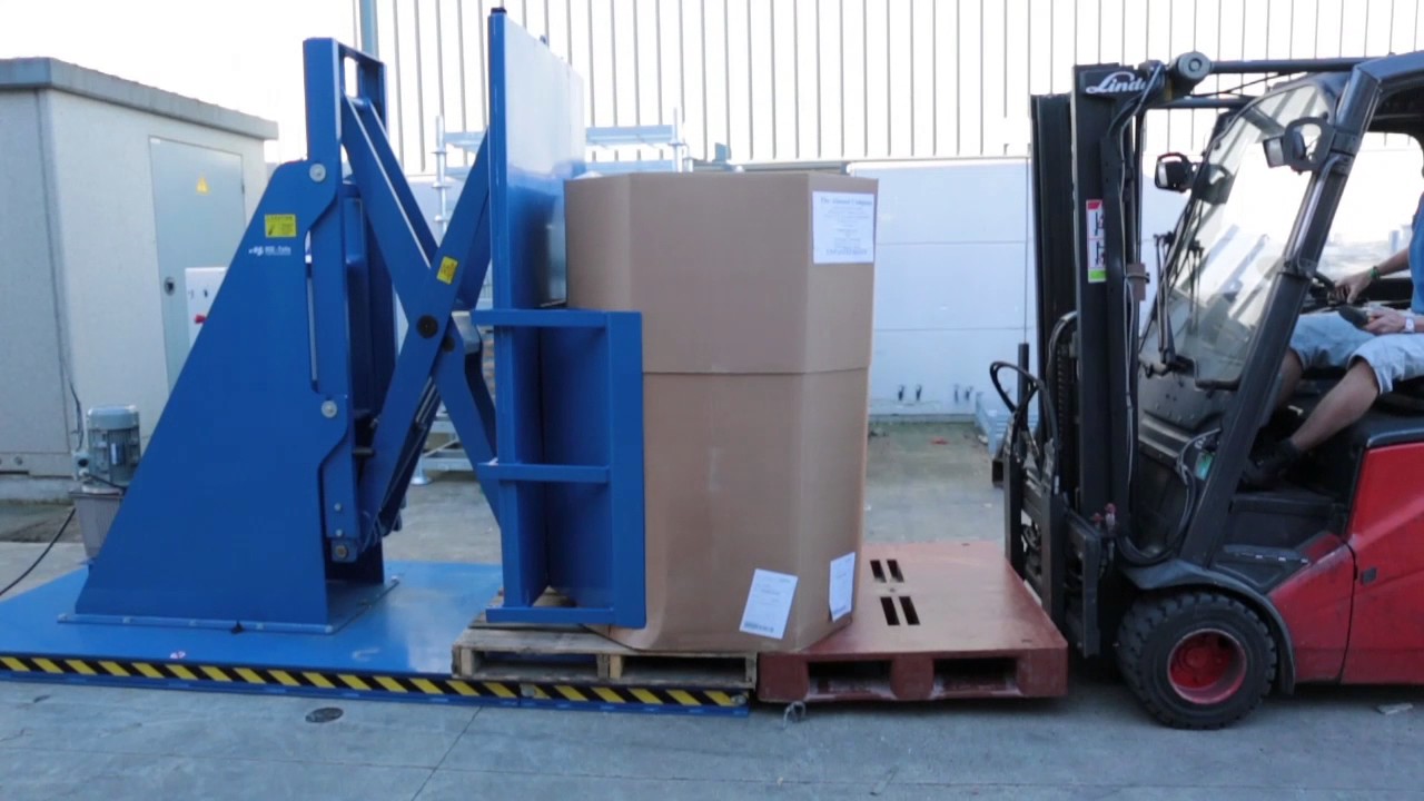 Stationary Pallet Changer - Transferring Octabins