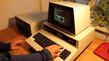 Power-on and LOAD "$",8 on the Commodore PET / CBM 3032 and 4040