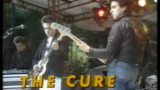 Video thumbnail of "The Cure - In Your House live 1980"