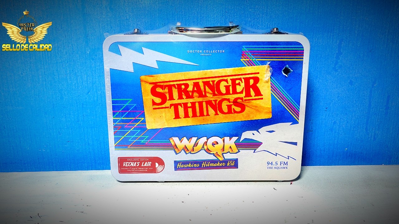 Unboxing Stranger Things WSQK Hawkins Hitmaker Kit - YouTube