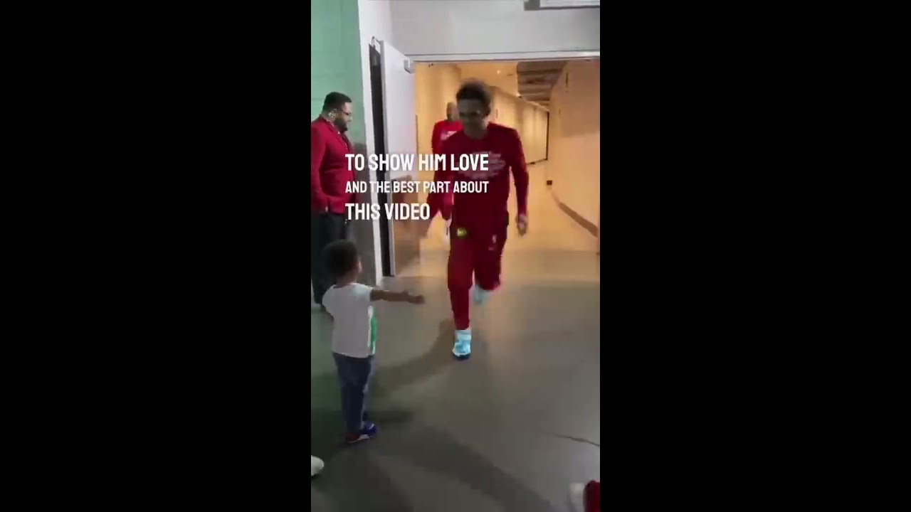 This Young Fan S Reaction After Giving NBA Players High Fives Is Amazing Via ATLHawks TW 