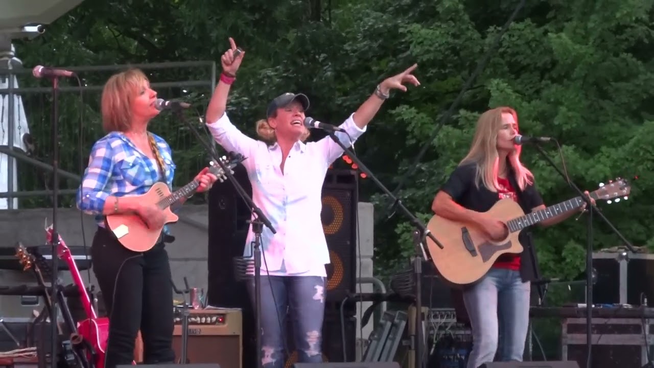 Jonalee White - Wagon Wheel @ North Park Springboro, OH 7/18/14