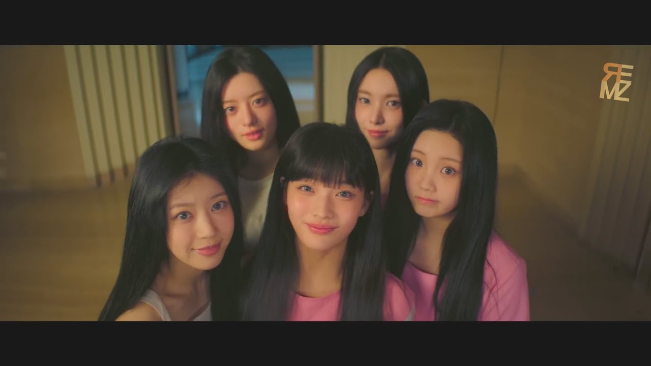 ILLIT & Jung Kook - Magnetic + Seven | MASHUP