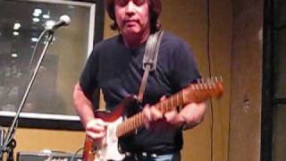 Carl Verheyen plays Goodbye Pork Pie Hat at Pasadena Guitars