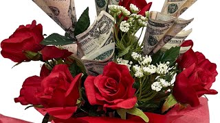Money bouquet quick tutorial. 💵💐 #graduationgiftideas #tutorial