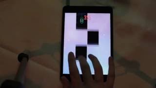 Piano Tiles 2 — In the Hall of the Mountain King four fingers screenshot 4