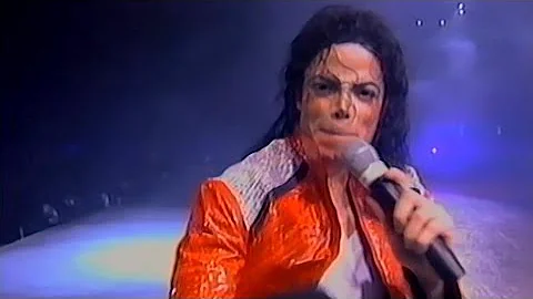 Michael Jackson - Beat It (Live HIStory Tour In Seoul) (Remastered)