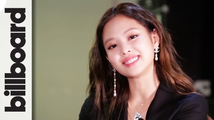 Chanel: JENNIE for the CHANEL 22 Bag • Ads of the World™