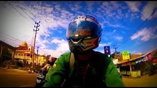 Story WA menikmati indah nya langit biru