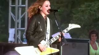 HALESTORM - You Call Me a Bitch Like It&#39;s a Bad Thing (Live) Taste of Minnesota, Waconia 05JUL2014