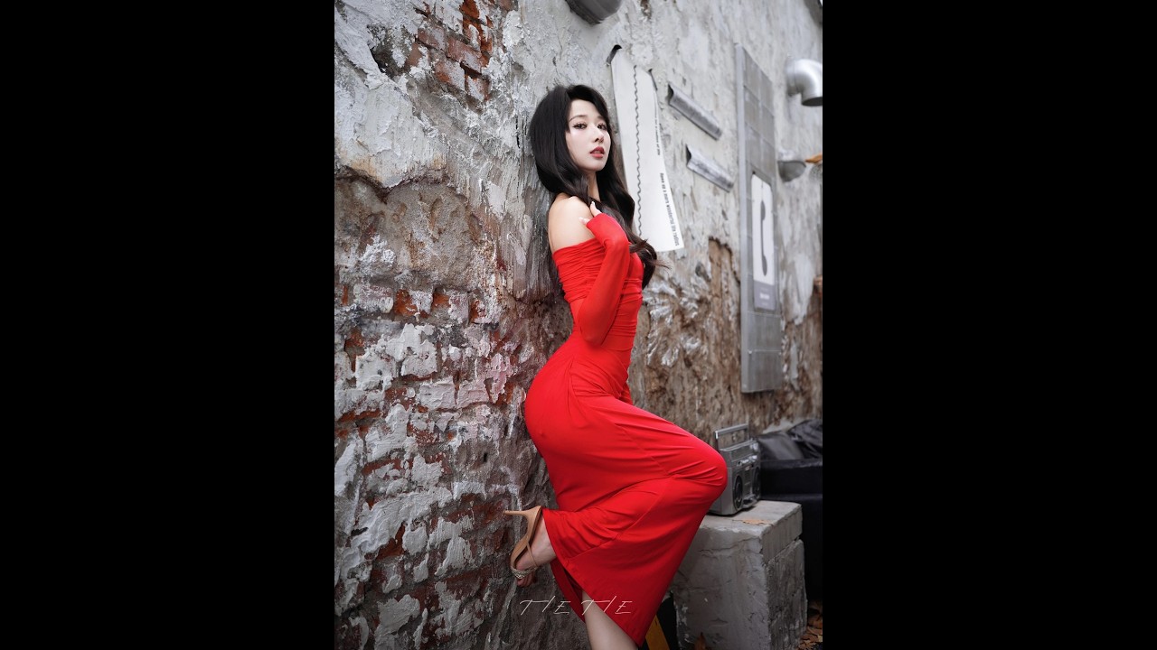 舒适圈激情摄影 @小饭团 相机索尼a7m4镜头七工匠 40 f2 5闪光灯 #神牛it32后期像素蛋糕 白平衡5400白平衡偏移B2，G1 #御姐 #相机索尼a