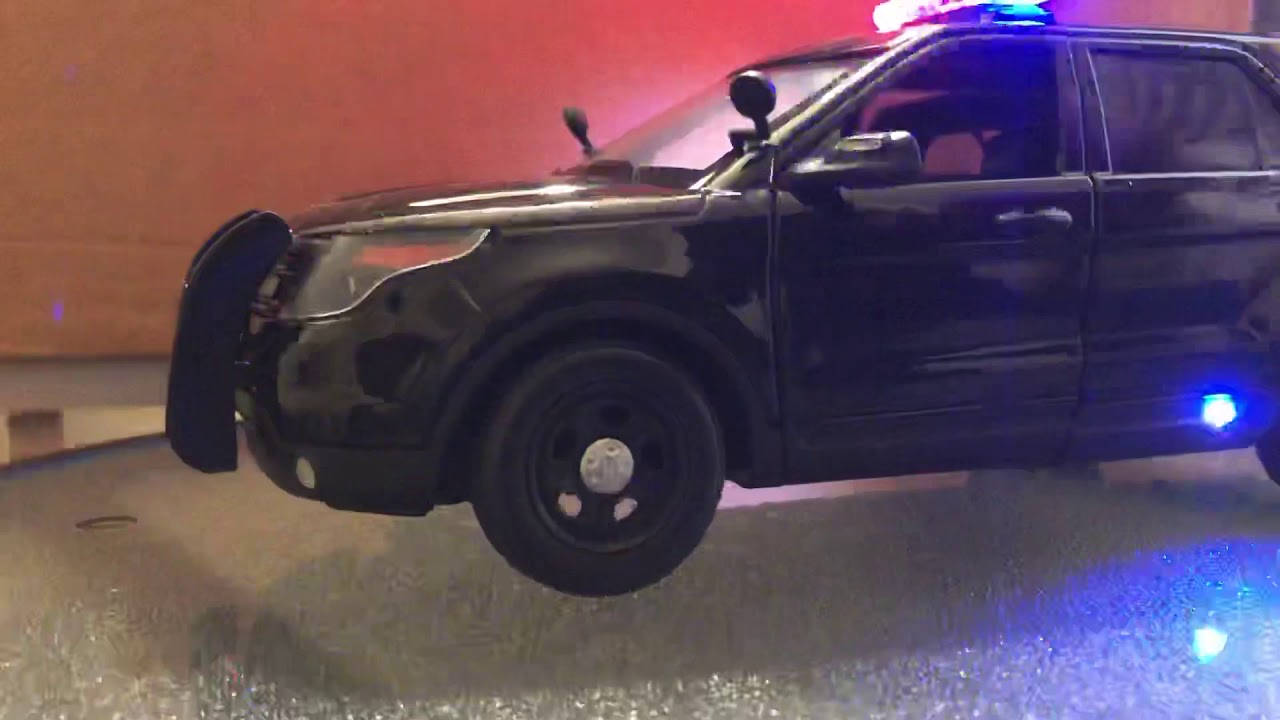 Custom made Ford Police Interceptor with emergency lights and 4 tone ...