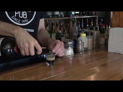 Cecil's Pub (Midtown), Houston, Texas - Part 3 - B-52 Shot