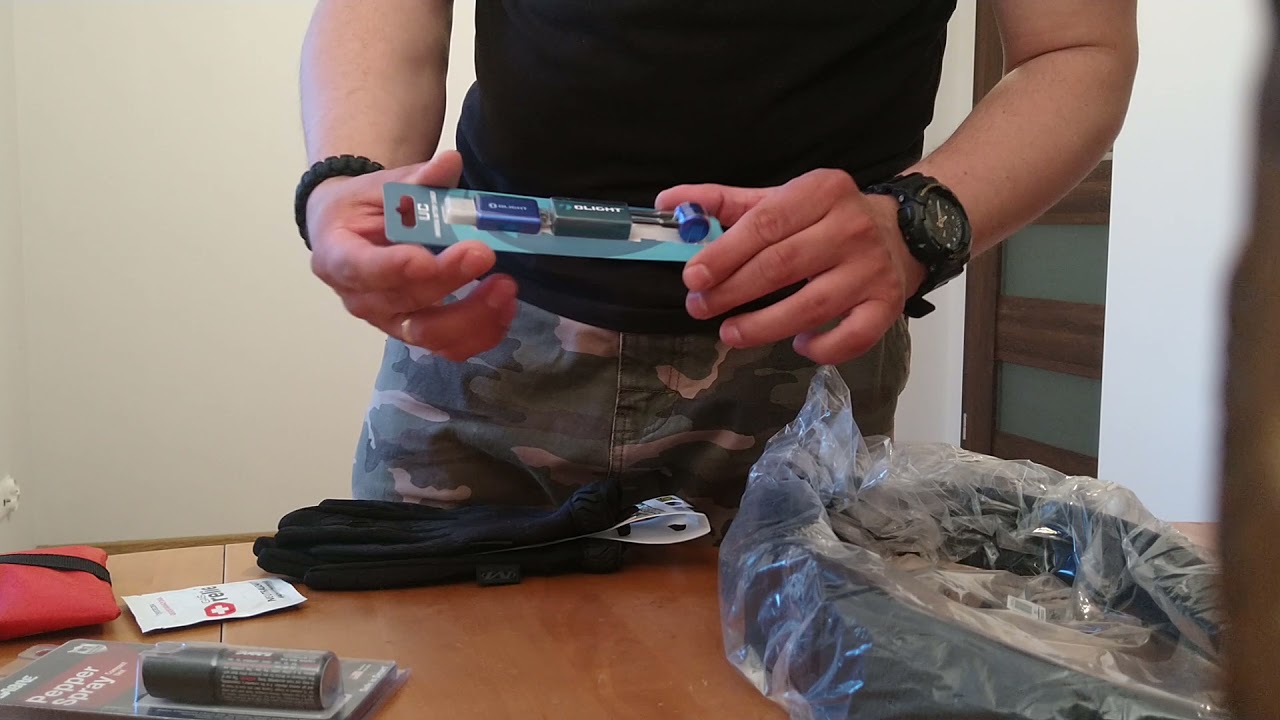 eos black 2022 Update Latarka Olight I3T EOS black #unboxing Militaria.pl