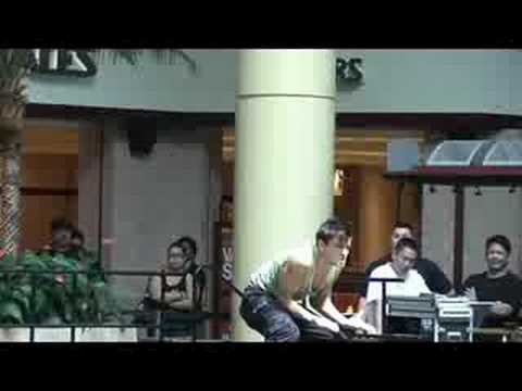 Mark Kanemura at Windward Mall