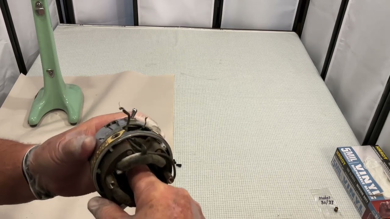Hamilton Beach Model 33- Separating the motor