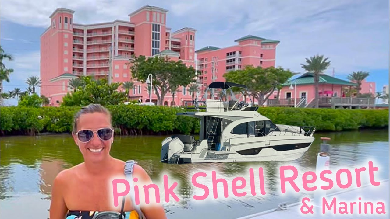 Поездка на лодке до пристани курорта Pink Shell