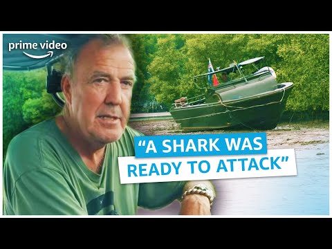 Jeremy Clarkson crasht zijn boot door vermeende haai | The Grand Tour | Amazon Prime Video NL