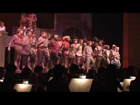 The Georgia Boy Choir - Carmen Act I, Scene II - S...