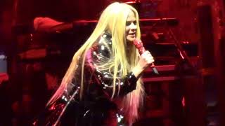 Avril Lavigne - "Sk8er Boi" (Live in Las Vegas 10-18-25)